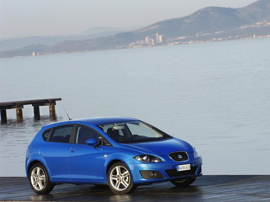  Seat Leon 2009 года  (фото 54 из 104)